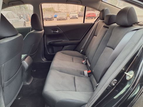 Used 2017 Honda Accord LX image 18