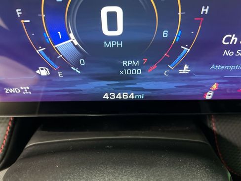 Used 2025 Chevrolet Equinox RS w/ Safety and Technology Package AWD/4WD image 13