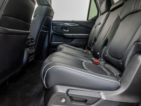 Used 2023 Honda Pilot Elite image 29