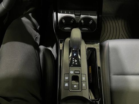Certified 2024 Toyota Prius Prime Premium FWD image 22