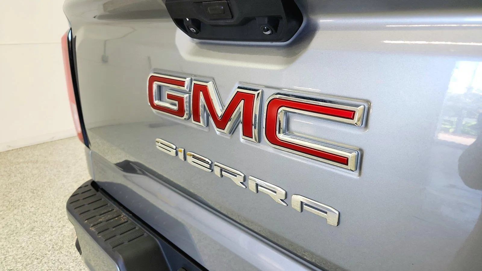 Used 2023 GMC Sierra 1500 Elevation AWD/4WD image 43