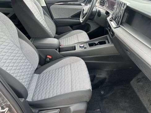 New 2026 Volkswagen Tiguan S image 8