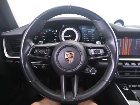 Used 2020 Porsche 911 Carrera 4S AWD/4WD image 34