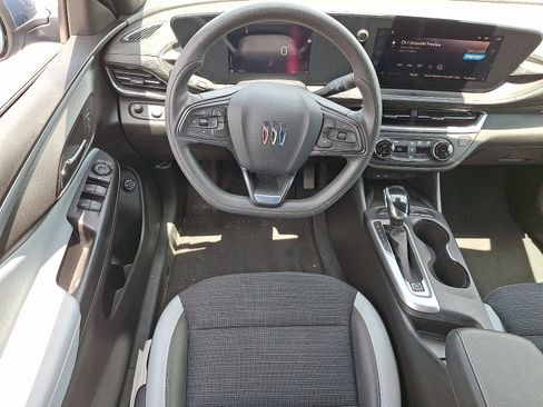 Certified 2024 Buick Envista Preferred w/ Convenience II Package FWD image 12