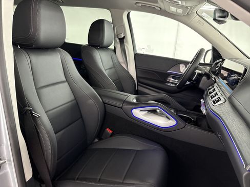 New 2026 Mercedes-Benz GLS 450 4MATIC image 30
