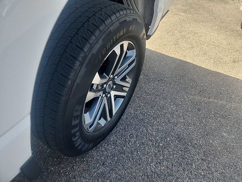 Used 2021 Ford F150 XL w/ STX Appearance Package RWD image 8