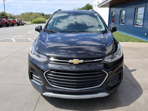 Used 2019 Chevrolet Trax LT w/ LT Convenience Package AWD/4WD image 4