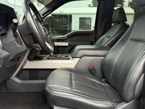 Used 2022 Ford F350 Lariat w/ Lariat Ultimate Package AWD/4WD image 9