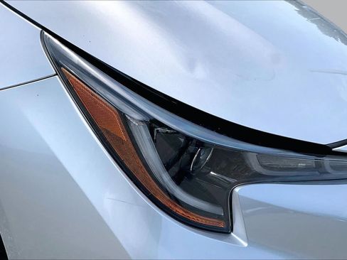 Used 2021 Toyota Corolla SE w/ Carpet Mat Package (TMS) FWD image 27
