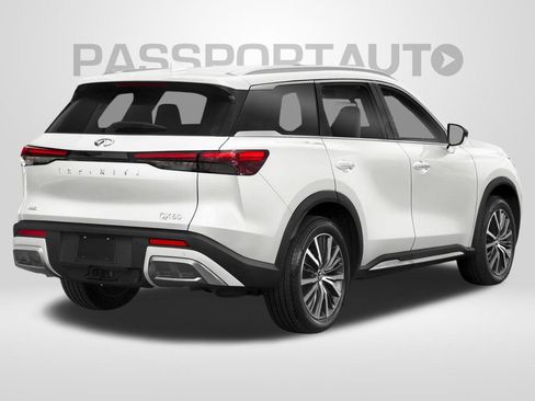 Used 2023 INFINITI QX60 Sensory w/ Vision Package AWD/4WD image 2