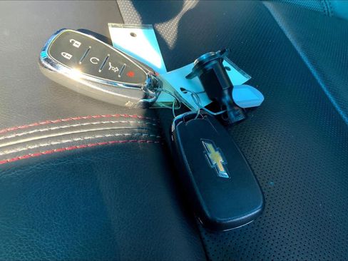 Certified 2023 Chevrolet Traverse RS image 14