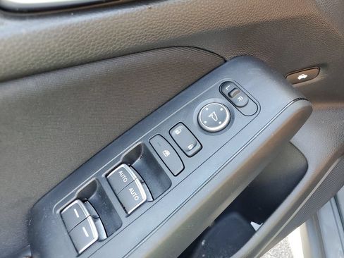 Used 2025 Honda Civic Sport image 32