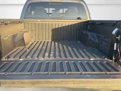 Used 2021 Toyota Tacoma 2WD Double Cab image 23