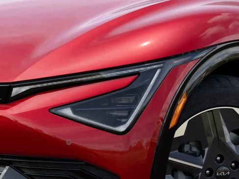 New 2025 Kia EV6 Light image 11