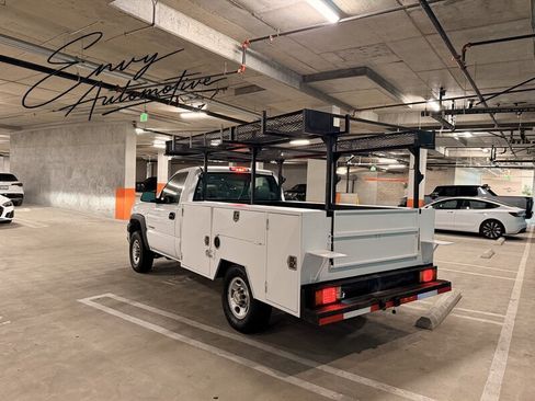 Used 2003 Chevrolet Silverado 2500 W/T RWD image 3