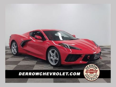 Used 2021 Chevrolet Corvette Stingray Coupe w/ Chrome Exterior Badge Package RWD image 1