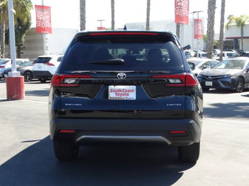 New 2026 Toyota Grand Highlander Limited image 6