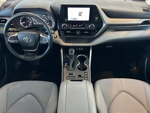 Certified 2024 Toyota Highlander LE image 13