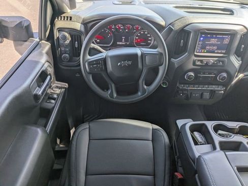 Certified 2025 Chevrolet Silverado 2500 Custom w/ Custom Value Package image 19