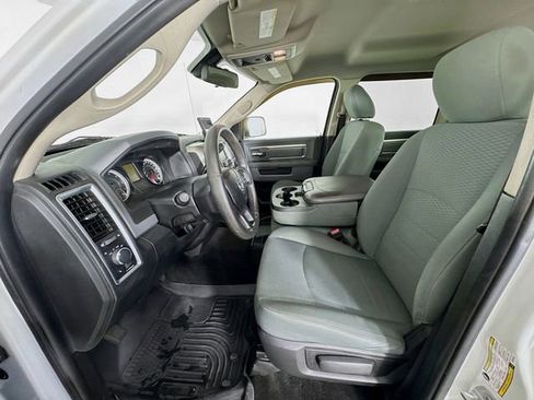 Used 2016 RAM 2500 SLT image 22