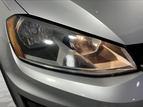 Used 2017 Volkswagen Golf Alltrack S AWD/4WD image 31