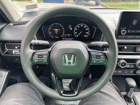 Used 2025 Honda Civic LX image 18