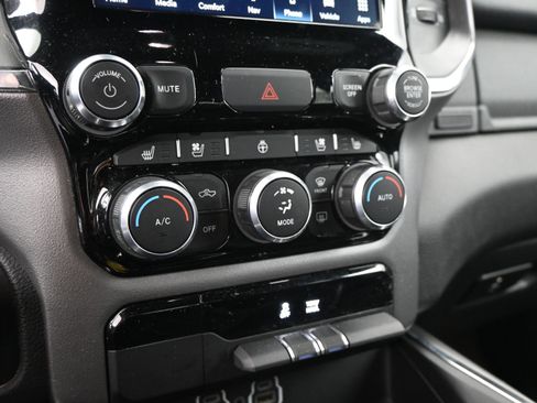 Used 2024 RAM 1500 Laramie image 14