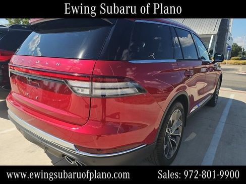 Used 2025 Lincoln Aviator Reserve w/ Illumination Package AWD/4WD image 4