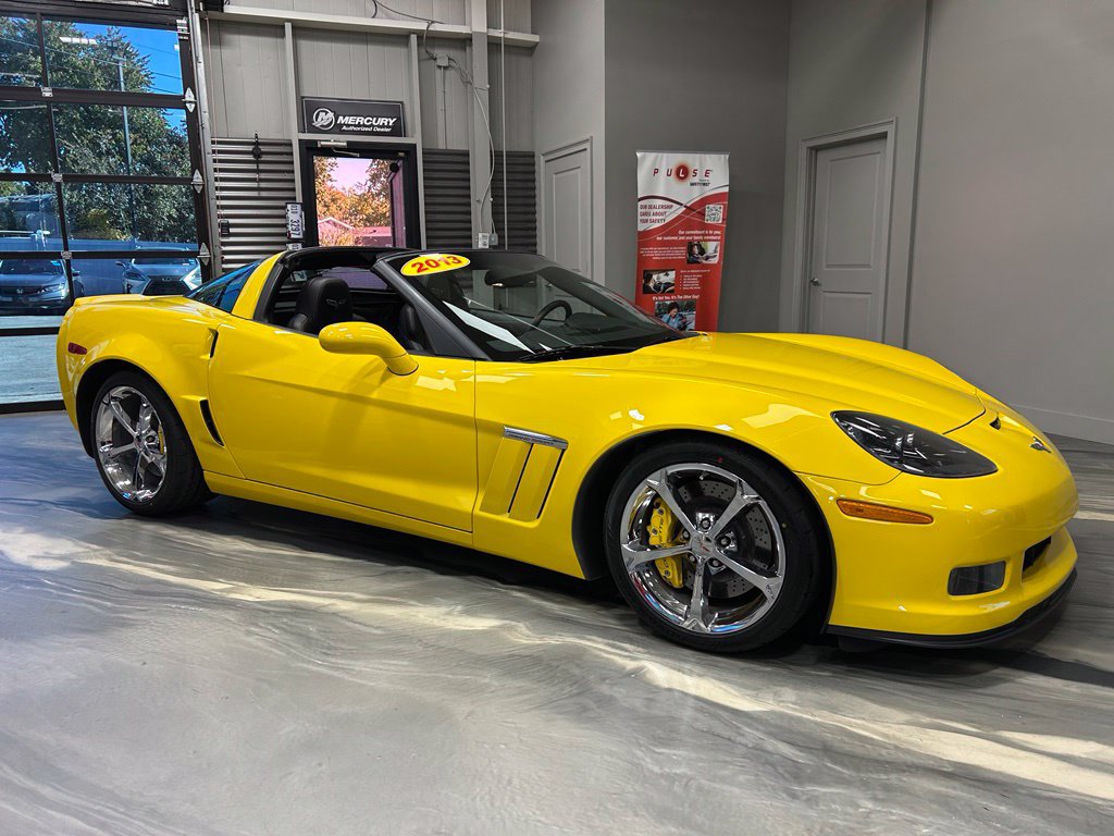 Used 2013 Chevrolet Corvette Grand Sport w/ 4LT Preferred Equipment Group RWD image 30
