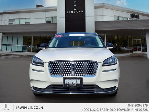 Certified 2022 Lincoln Corsair AWD w/ Premium Package image 3
