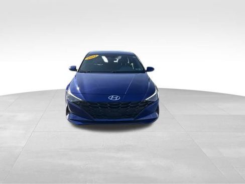 Used 2023 Hyundai Elantra SEL w/ Convenience Package image 9