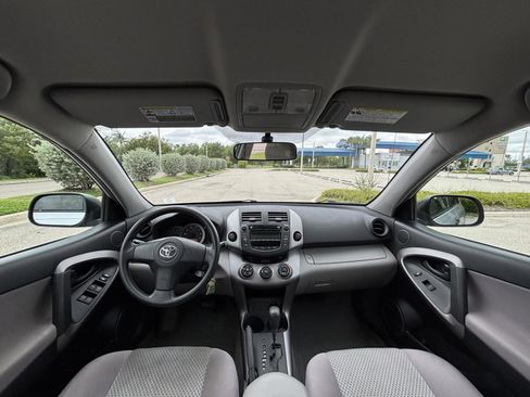 Used 2006 Toyota RAV4 Base I4 2WD image 6