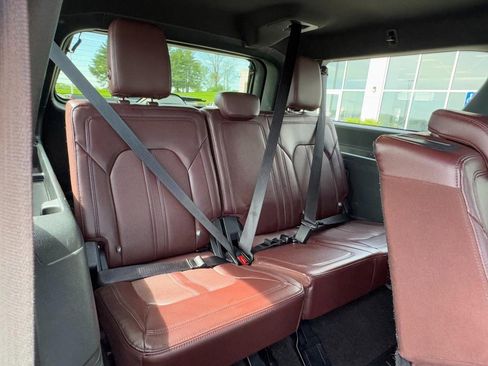Used 2023 Ford Expedition Max Limited image 14
