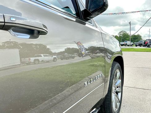 Used 2016 Chevrolet Suburban LTZ AWD/4WD image 24