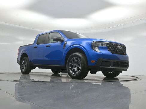 New 2026 Ford Maverick XLT FWD image 40