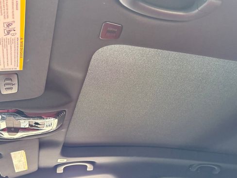 Used 2023 Alfa Romeo Stelvio Veloce image 35