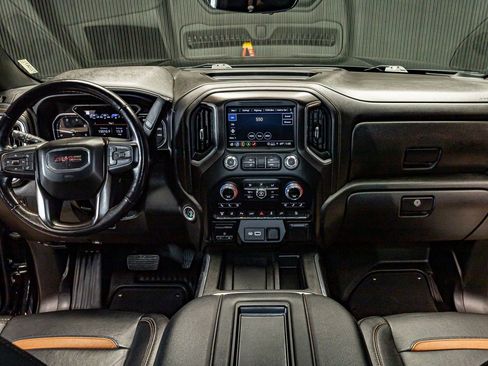 Used 2022 GMC Sierra 2500 AT4 w/ AT4 Premium Plus Package image 18