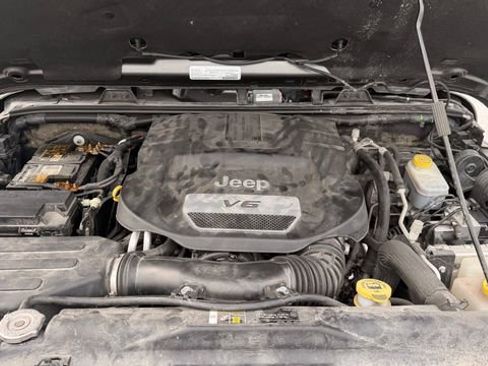 Used 2018 Jeep Wrangler Unlimited Rubicon AWD/4WD image 50