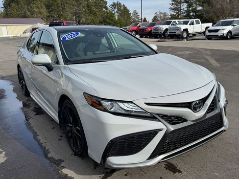 Used 2023 Toyota Camry XSE w/ Cold Weather Package image 7