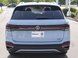 New 2025 Volkswagen Taos SEL image 4