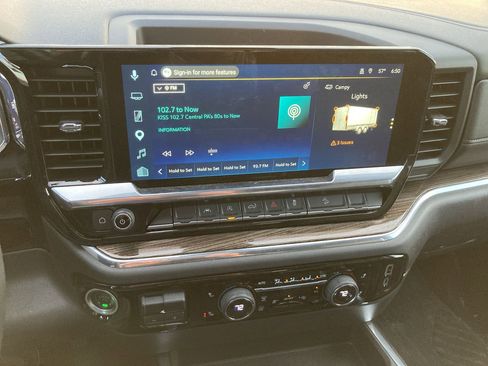 Used 2025 Chevrolet Silverado 1500 LT Trail Boss w/ Convenience Package II image 17