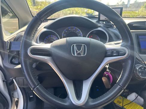 Used 2010 Honda Fit Sport image 11