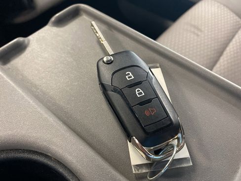 Used 2018 Ford F150 XLT image 29