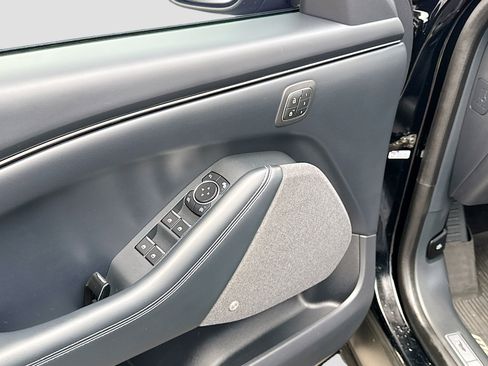 Certified 2022 Ford Mustang Mach-E Premium image 8