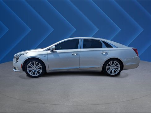 Used 2019 Cadillac XTS Luxury FWD image 6