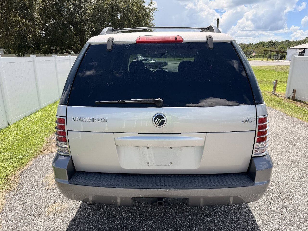 Used 2005 Mercury Mountaineer Luxury AWD/4WD image 6