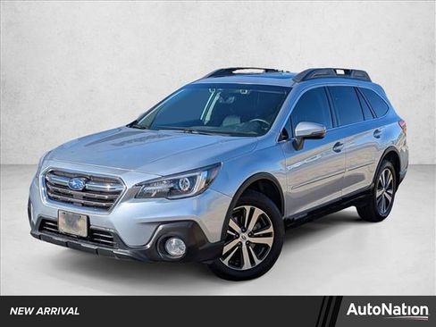 Used 2018 Subaru Outback 3.6R Limited image 1