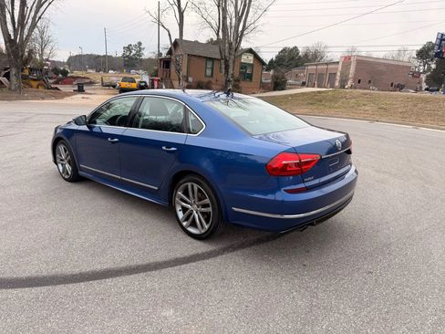 Used 2016 Volkswagen Passat 1.8T R-Line image 4