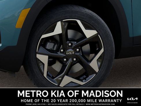 New 2026 Kia Seltos S image 9