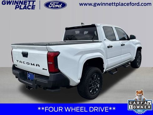 Used 2024 Toyota Tacoma SR image 5